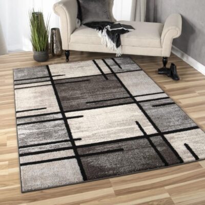 Kilim area rug with flatweave construction adds texture and style