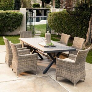 Stylish and durable outdoor dining furniture set