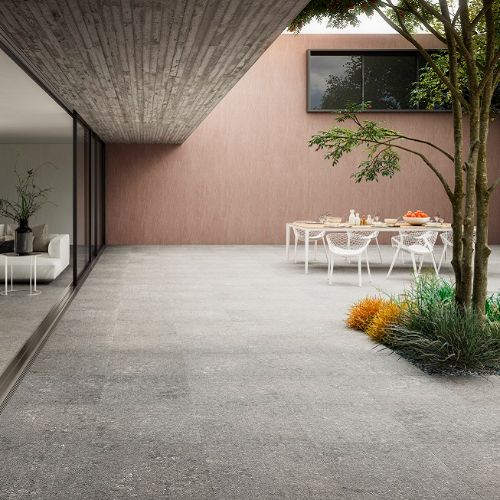 Easy-to-maintain concrete flooring for outdoor use