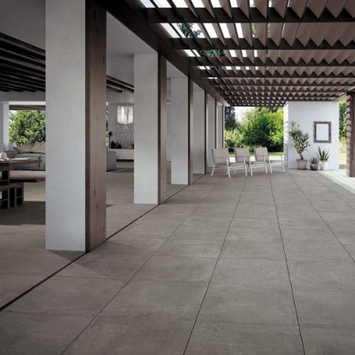 Long-lasting concrete floors for poolside areas