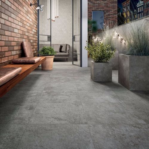 Strong concrete flooring for outdoor durability